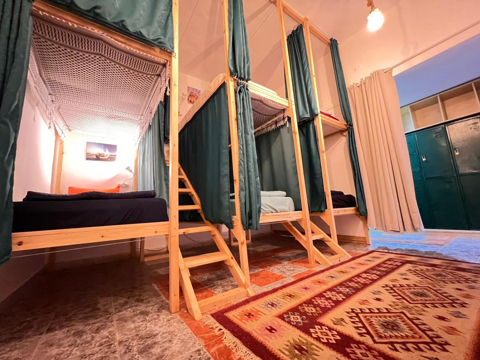Mango Haus Vandrarhem Aqaba Exteriör bild