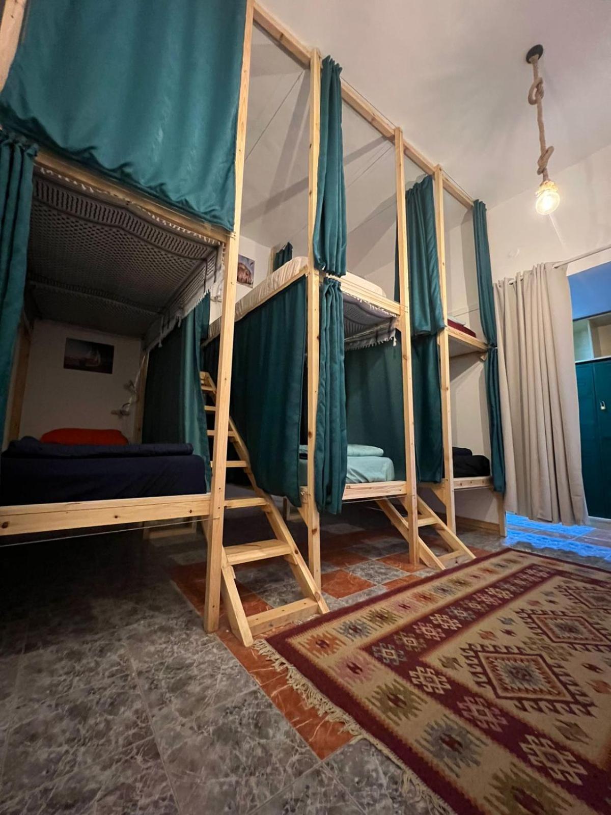 Mango Haus Vandrarhem Aqaba Exteriör bild